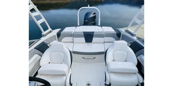 Inside 21′ Chaparral Wakeboard and Water Ski Boat